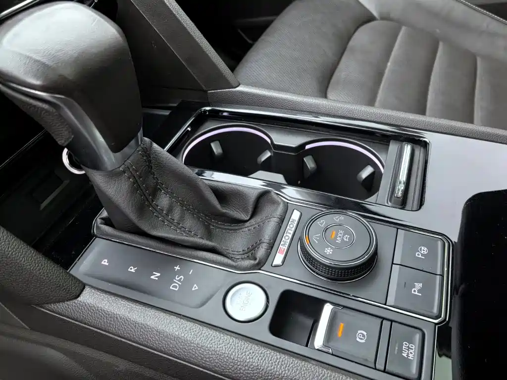 Volkswagen Teramont — миниатюра 15