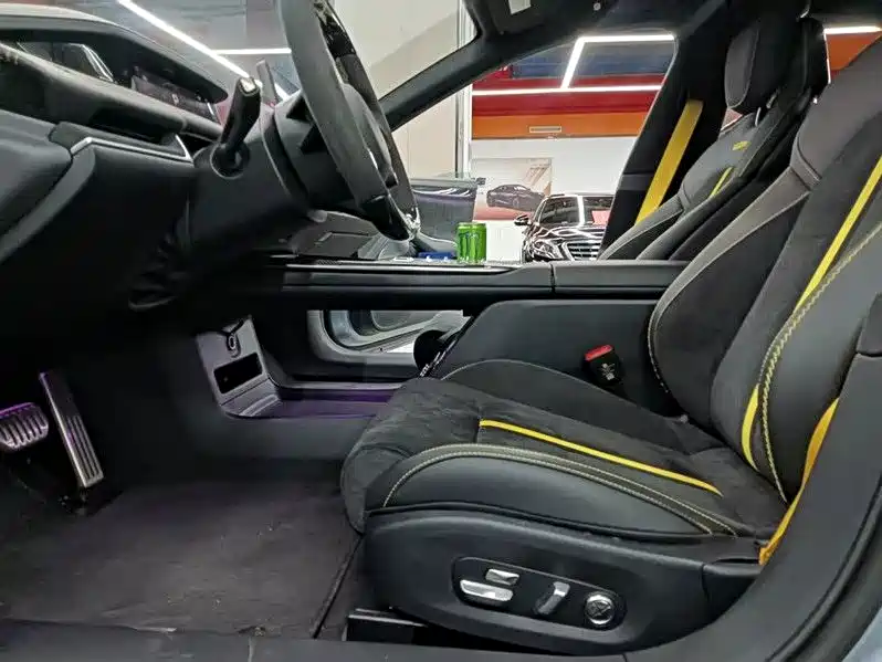 XIAOMI CAR XIAOMI SU7 ULTRA