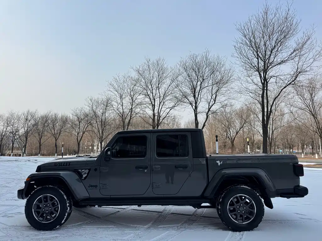JEEP GLADIATOR