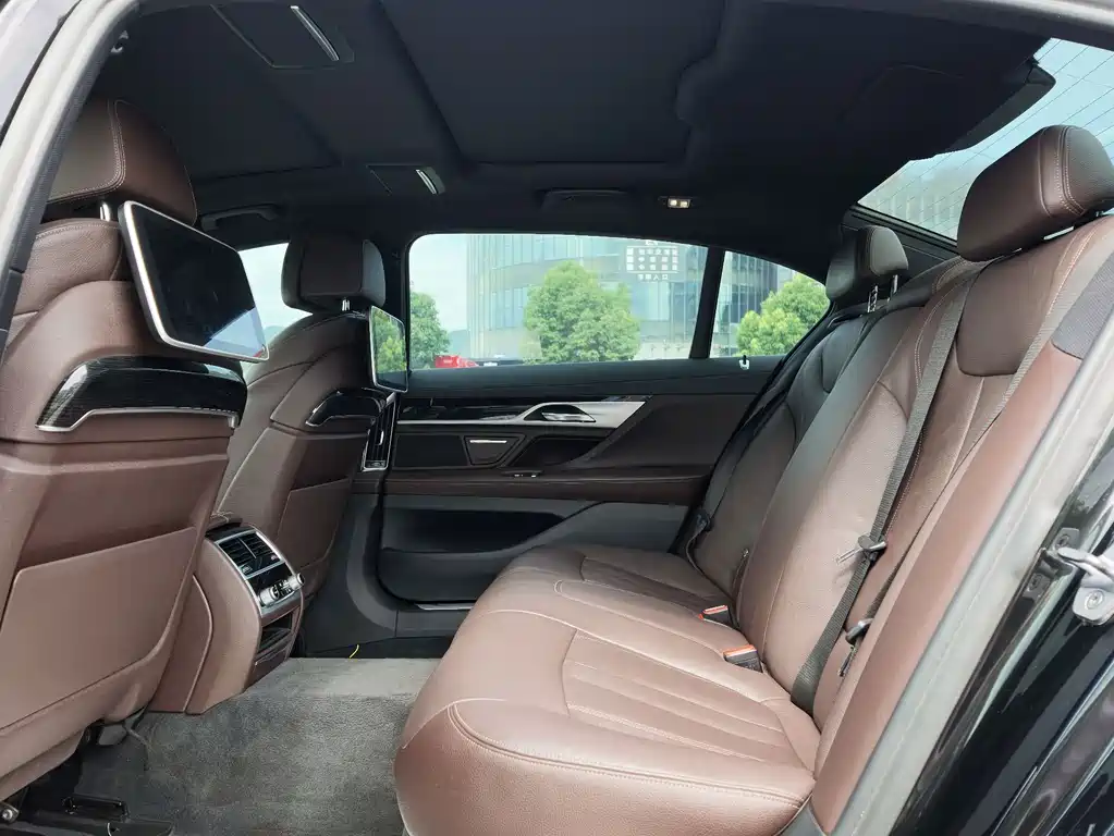 BMW 7 Series 7 2018 730Li Lead M Sport