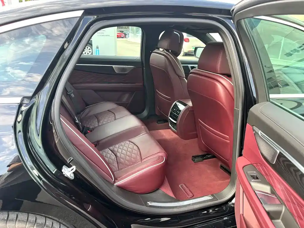 Cadillac CT6 — миниатюра 16