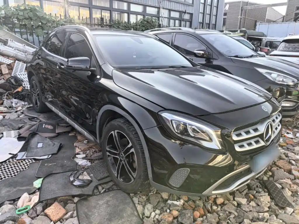 Mercedes-Benz GLA — миниатюра 4