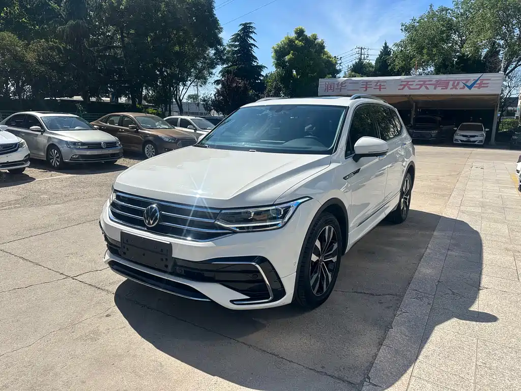 Купить Volkswagen Tiguan L