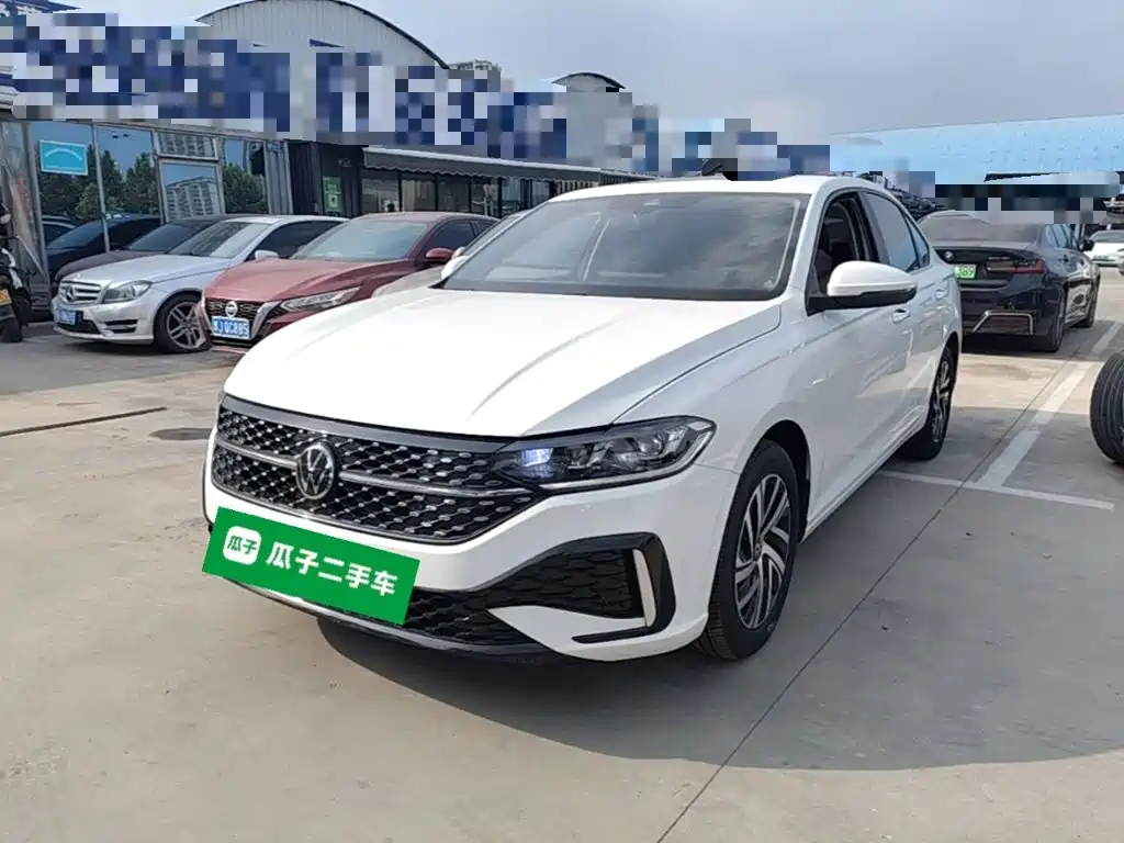 Volkswagen Lavida — миниатюра 2