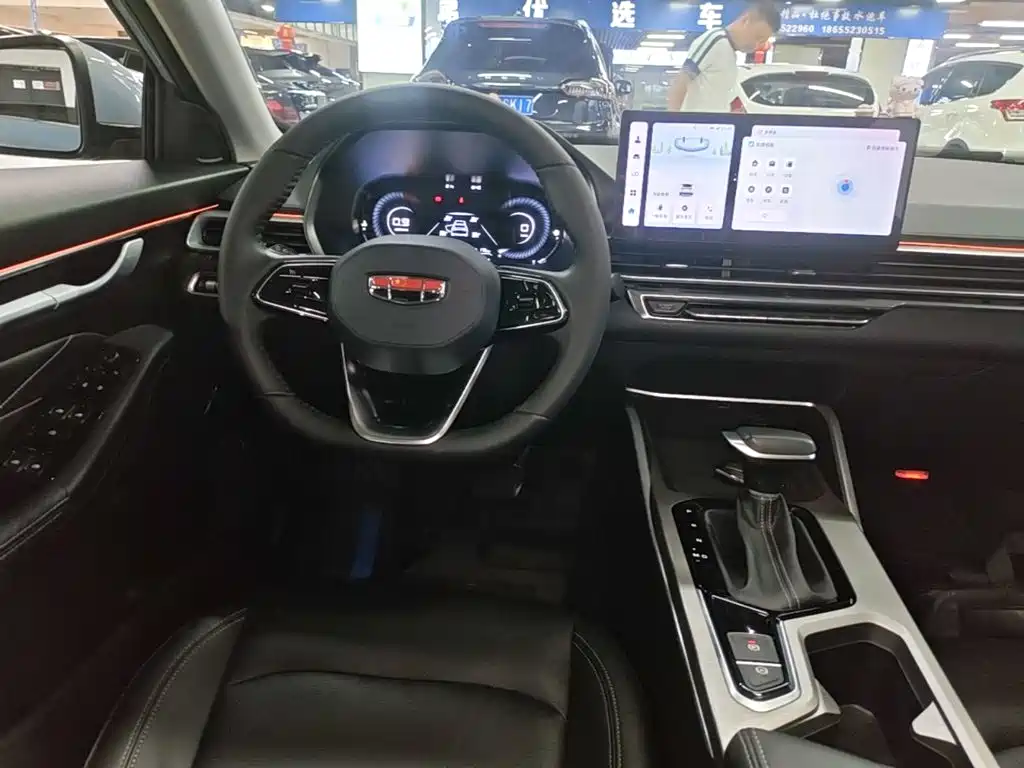 Geely Emgrand — миниатюра 13