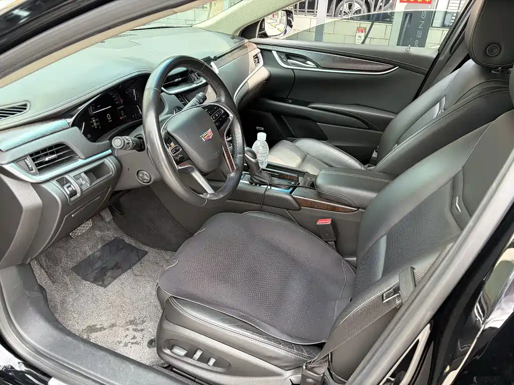 Cadillac XTS — миниатюра 9