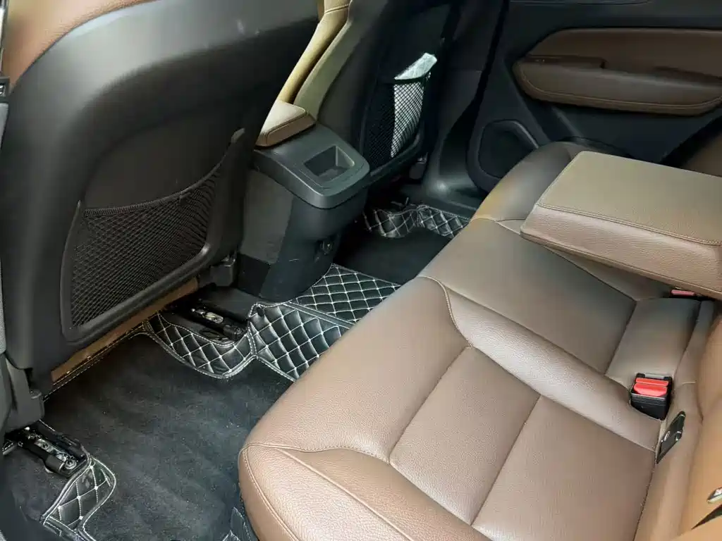 Volvo XC60 — миниатюра 6
