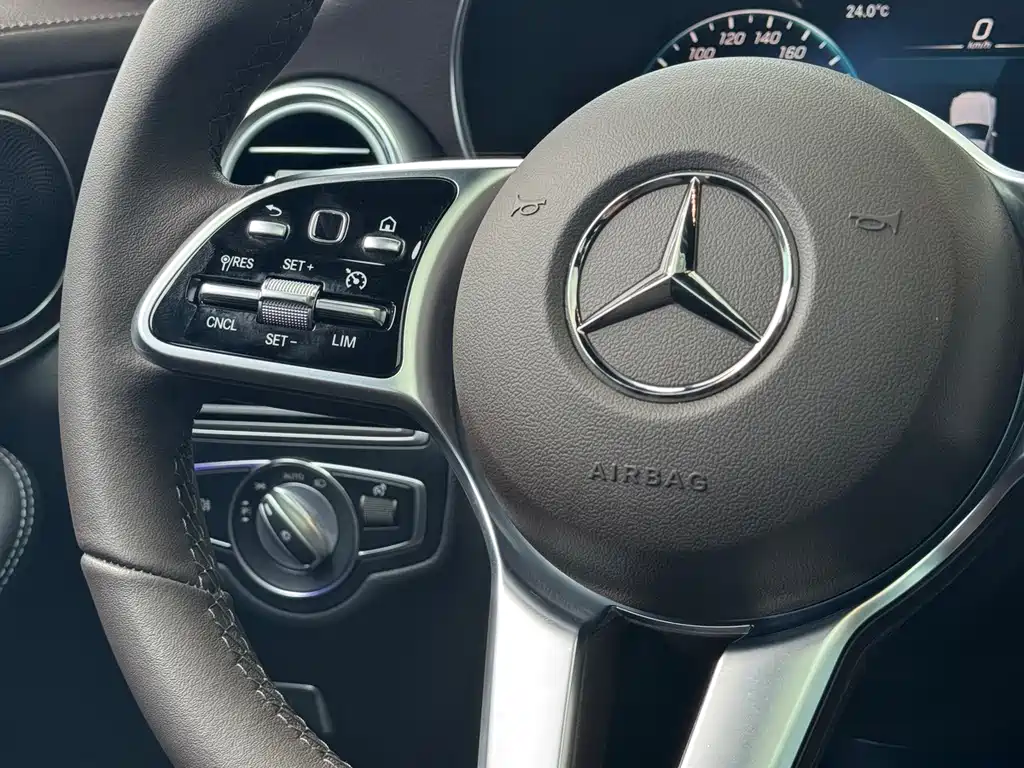 Mercedes-Benz GLC — миниатюра 23
