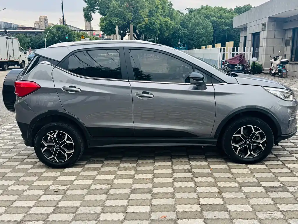 BYD Yuan Pro — миниатюра 4