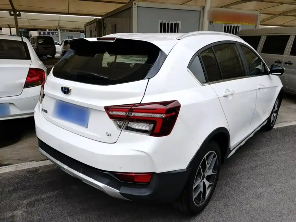 Geely Vision S1 — миниатюра 7
