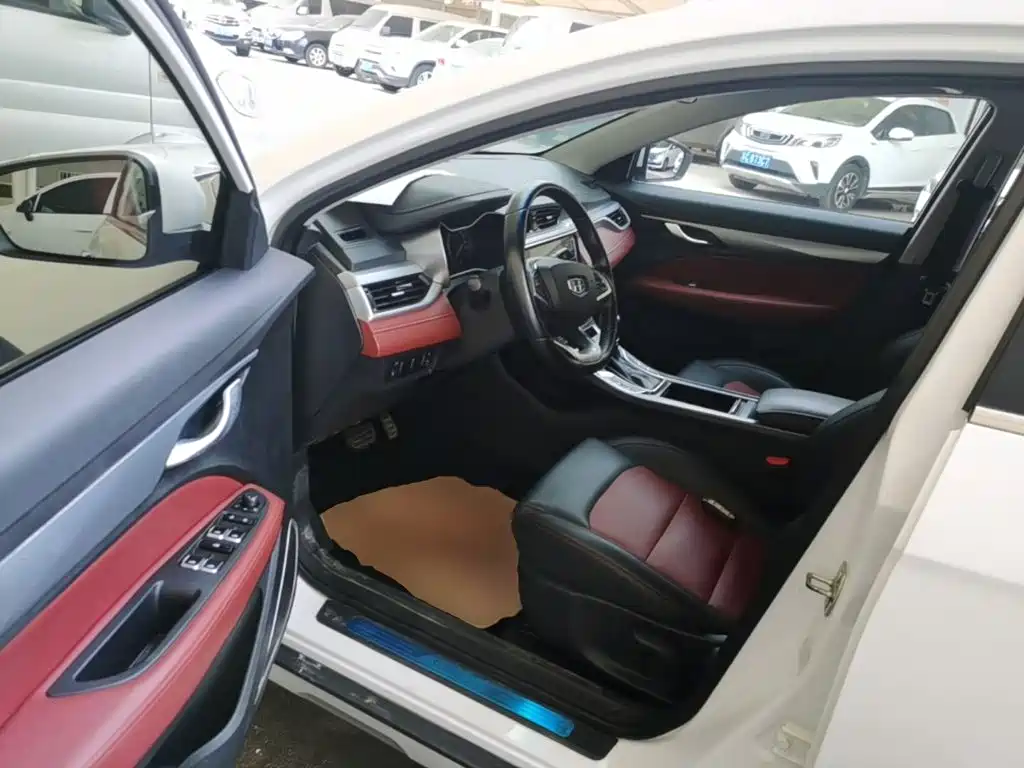 Geely Vision S1 — миниатюра 15