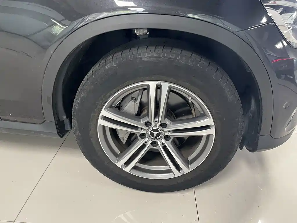 Mercedes-Benz GLC — миниатюра 10
