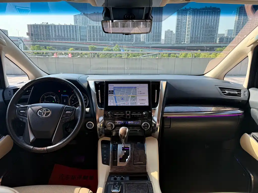 Toyota Vellfire 2021 2.5L HV Luxury