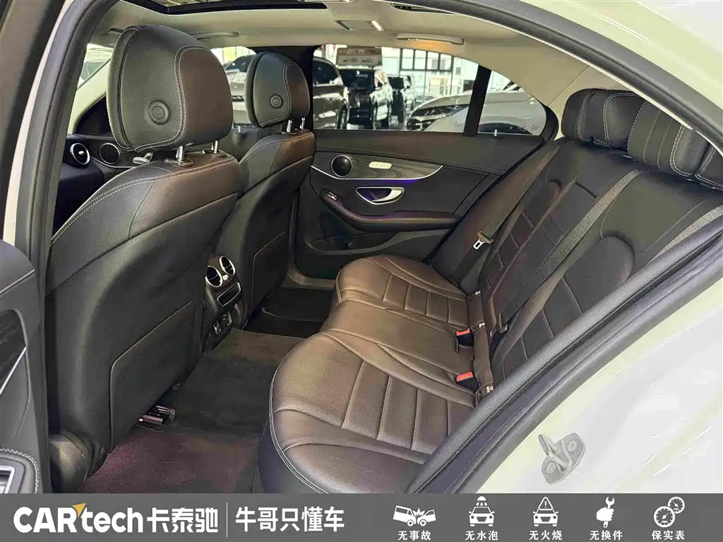 Mercedes-Benz C-Class — миниатюра 24