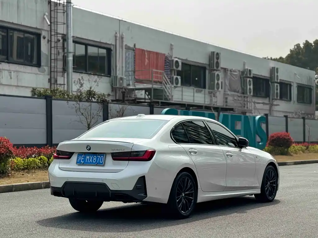 BMW 3 Series 3 2023 325Li M Sport