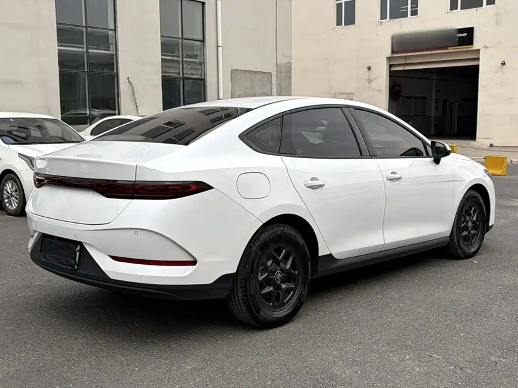 BYD Qin PLUS — миниатюра 23