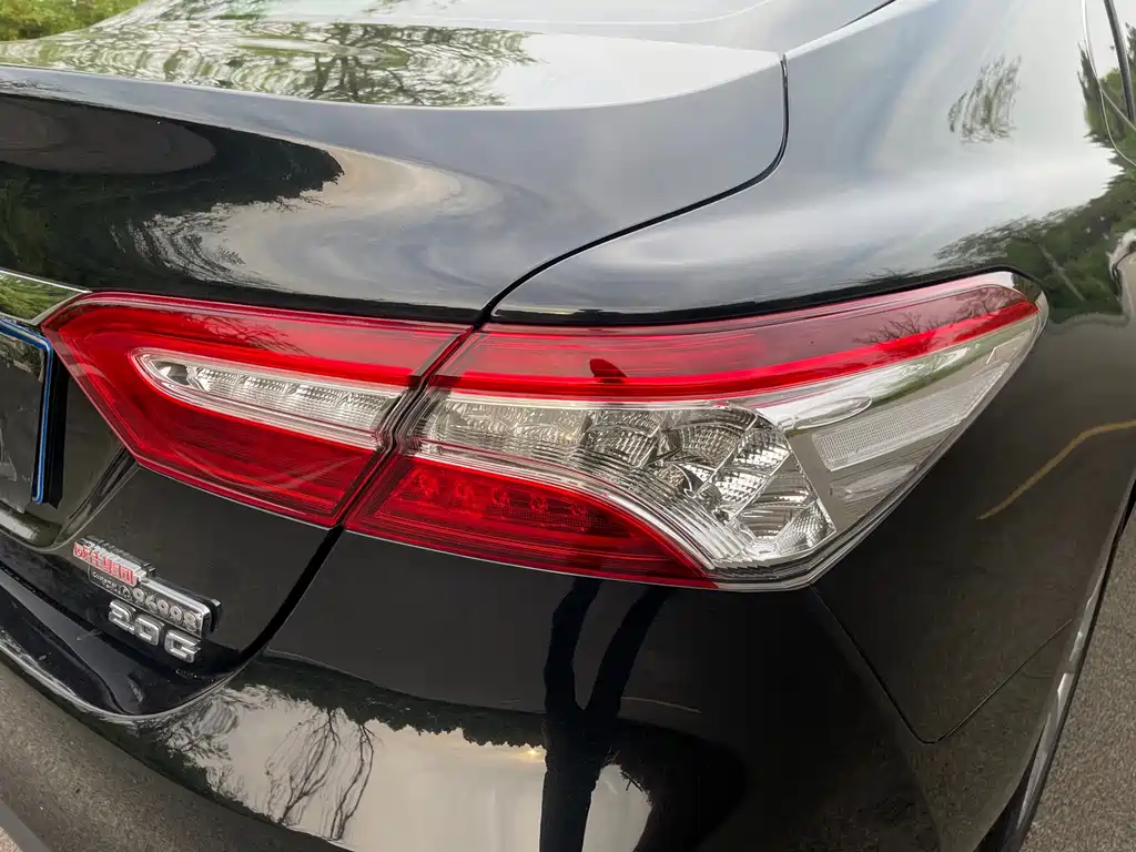 Toyota Camry — миниатюра 15