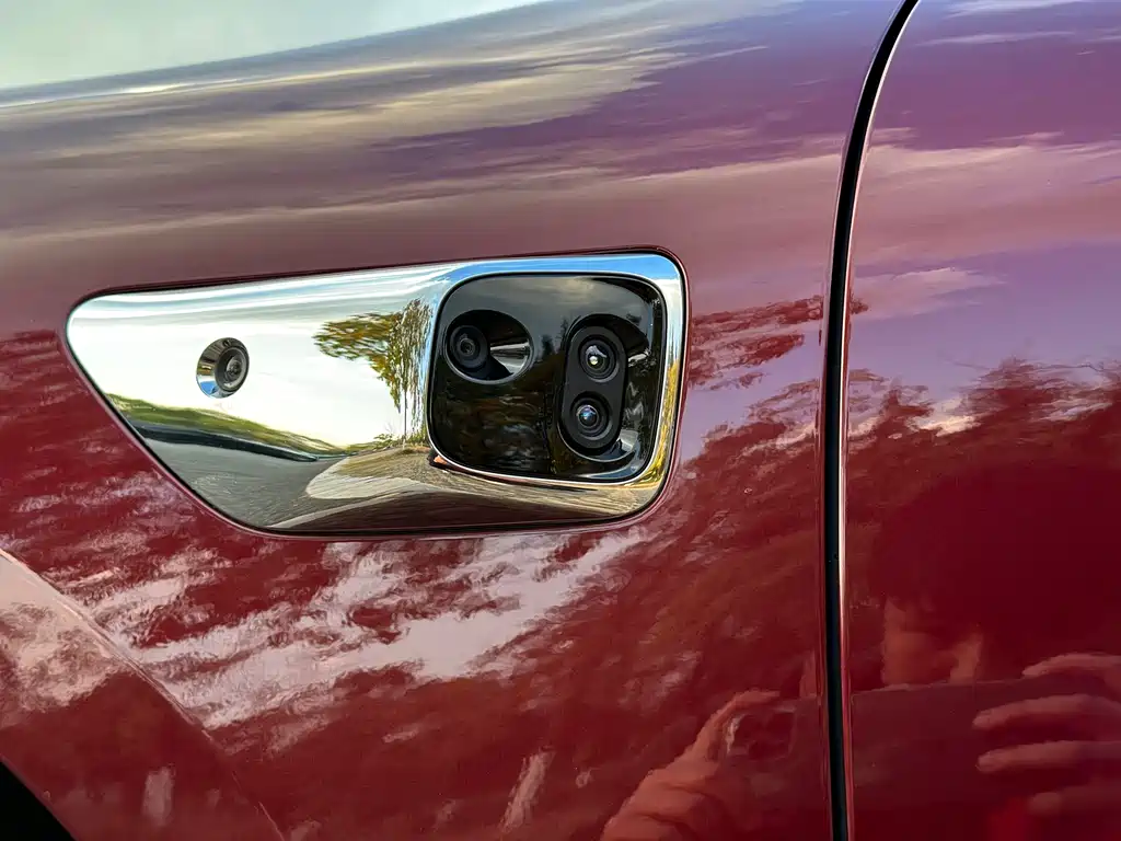 AITO ENJOY THE WORLD S9