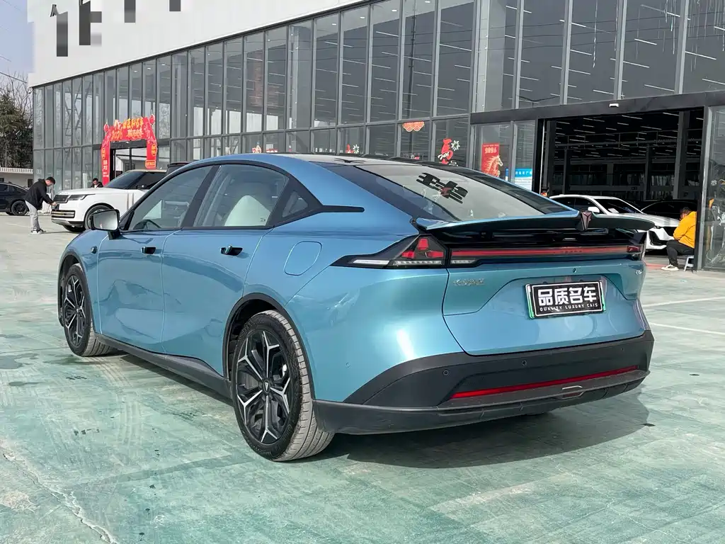 Changan Deepal DARK BLUE L07