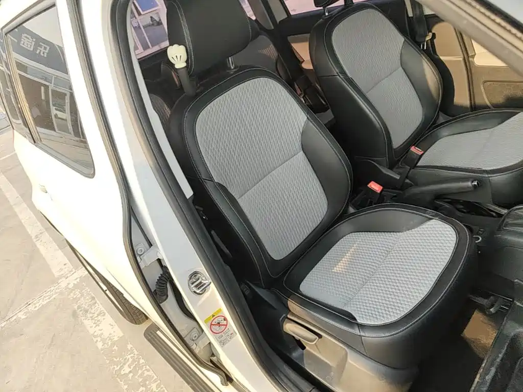 Skoda Yeti — миниатюра 25