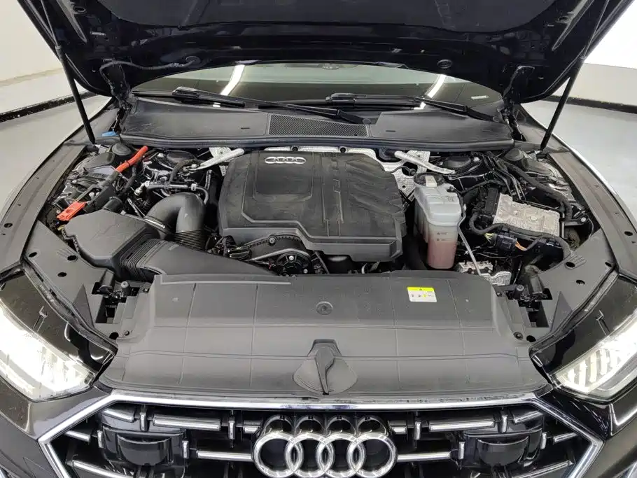 Audi A7L — миниатюра 10