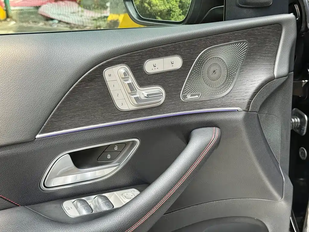 Mercedes-Benz GLE AMG — миниатюра 8