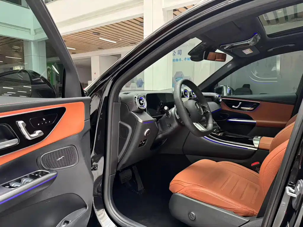 Mercedes-Benz GLC — миниатюра 9
