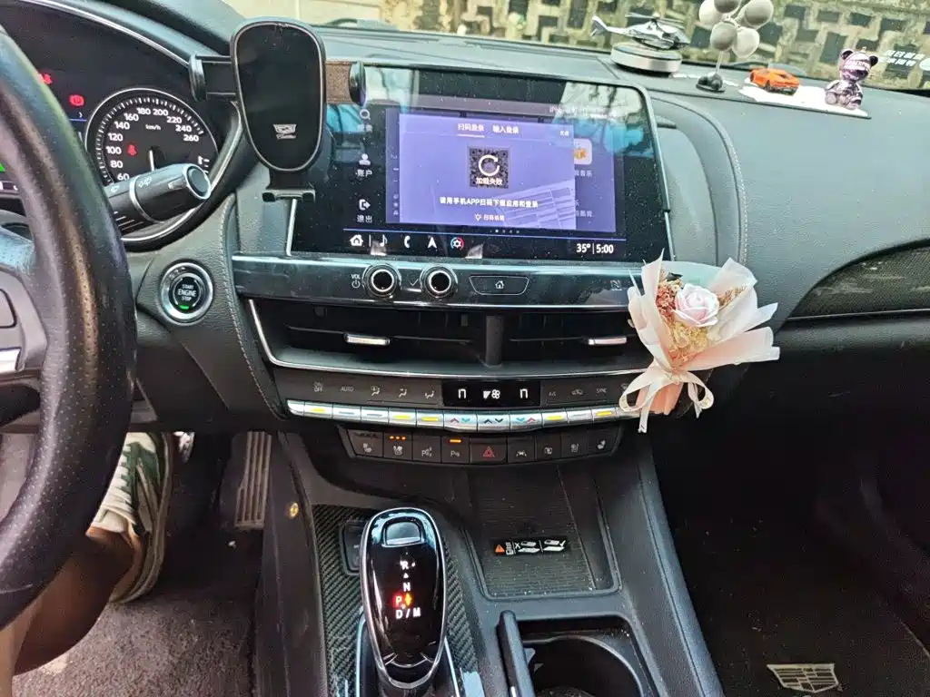 Cadillac CT5 — миниатюра 16