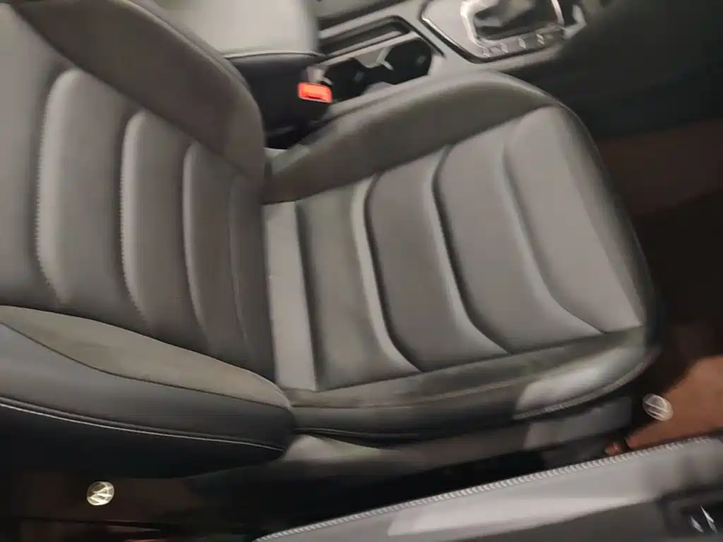 Volkswagen Tiguan L — миниатюра 9