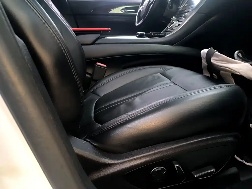 Lincoln MKZ — миниатюра 25