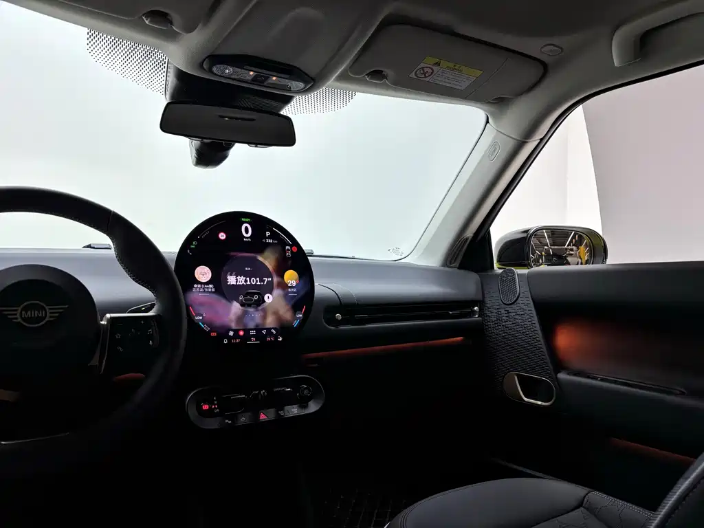 MINI MINI COOPER EV — миниатюра 12