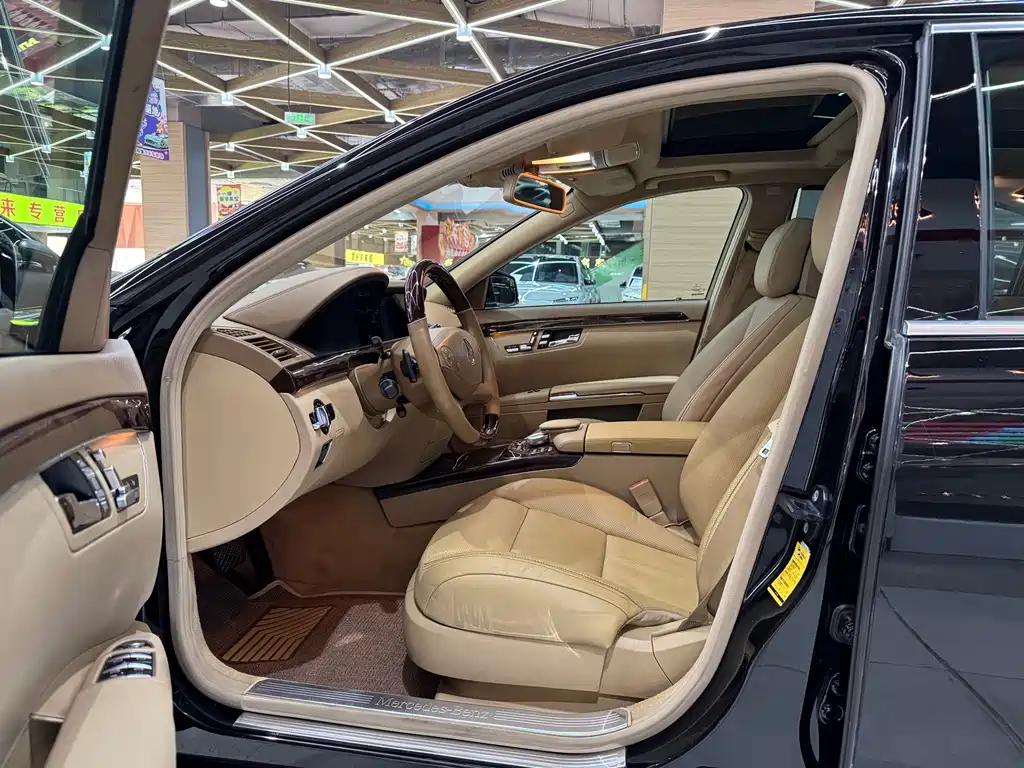 Mercedes-Benz S-Class — миниатюра 9