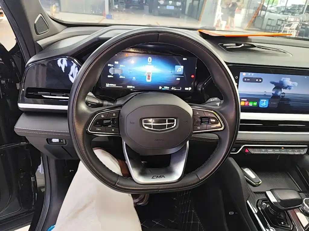 Geely Xingyue L — миниатюра 11
