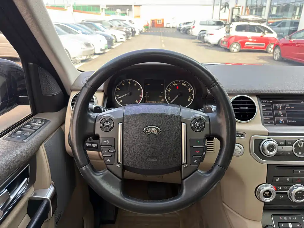Land Rover Discovery 2015 3.0 SC V6 SE