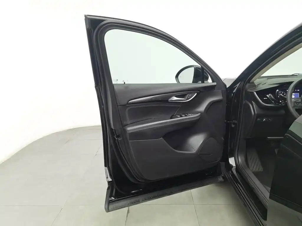 Buick Envision S — миниатюра 8