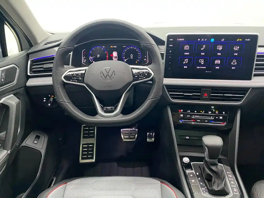 Volkswagen Tiguan X — миниатюра 3