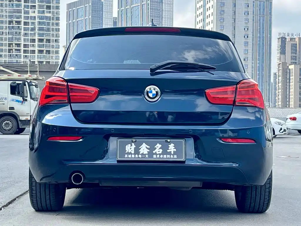 BMW 1 Series (Import) — миниатюра 10