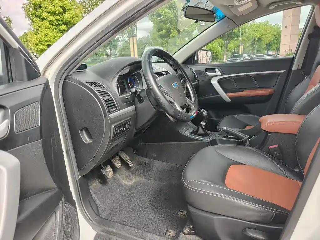 Geely Emgrand — миниатюра 9