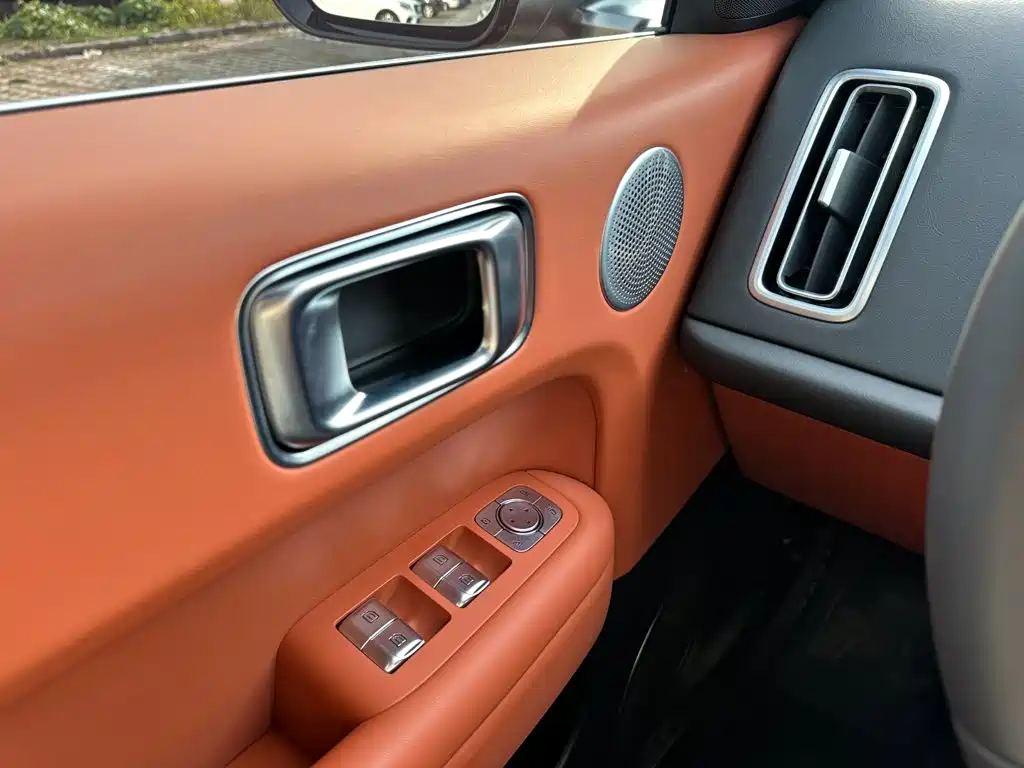 Li Auto Li L6 — миниатюра 21