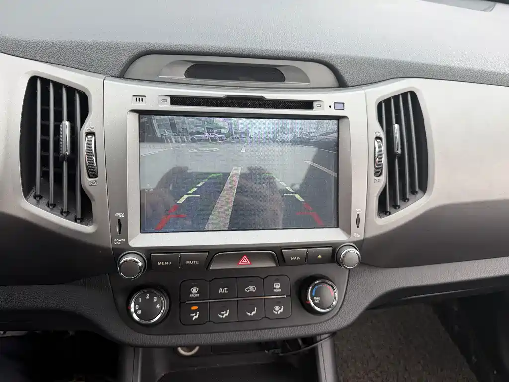 Kia Sportage — миниатюра 11