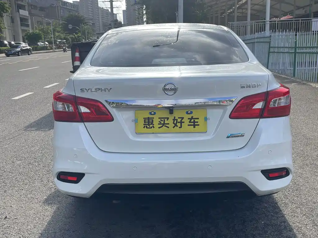 Nissan Sylphy — миниатюра 11