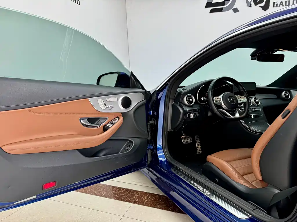 Mercedes-Benz C-Class (Import) — миниатюра 7