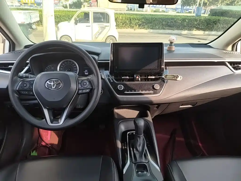 Toyota Corolla — миниатюра 10