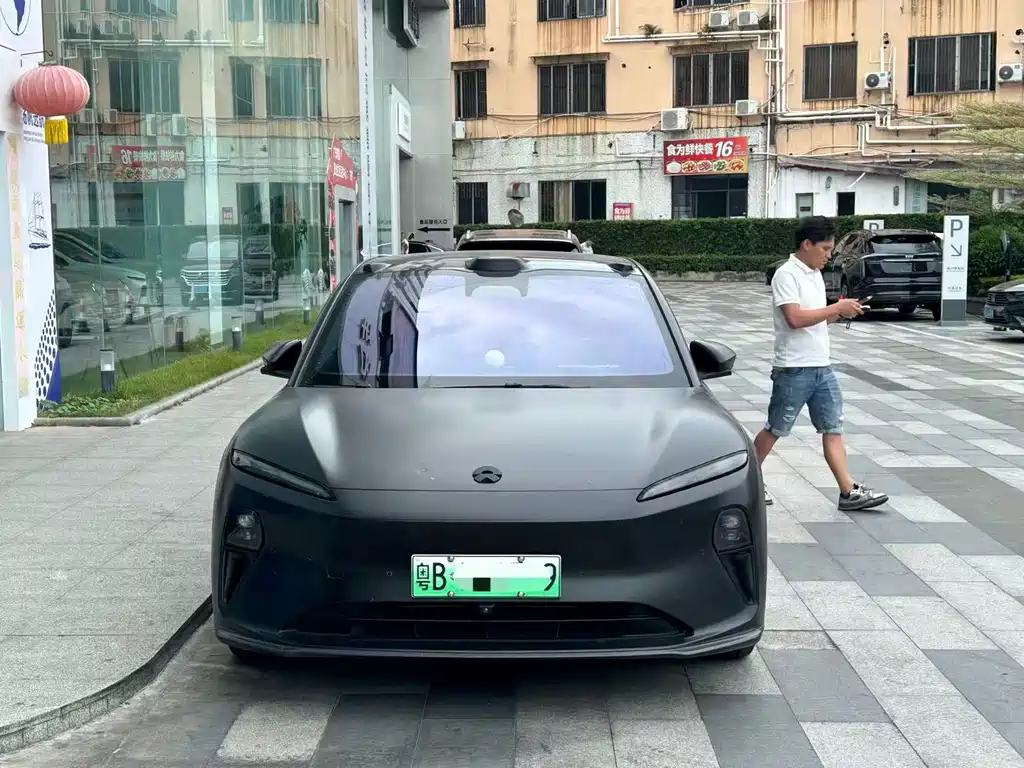 NIO ET5T — миниатюра 2
