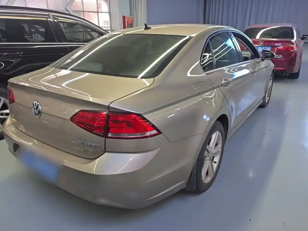 Volkswagen Lamando — миниатюра 7