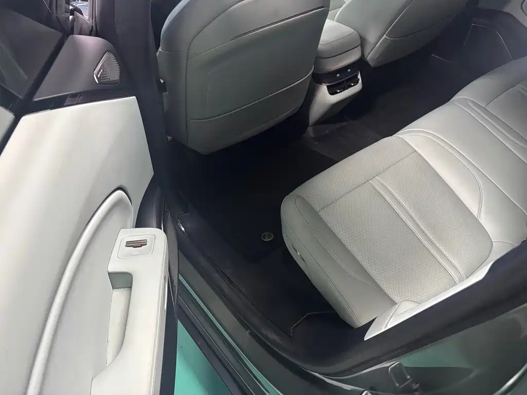 ZEEKR EXTREME KRYPTON 007