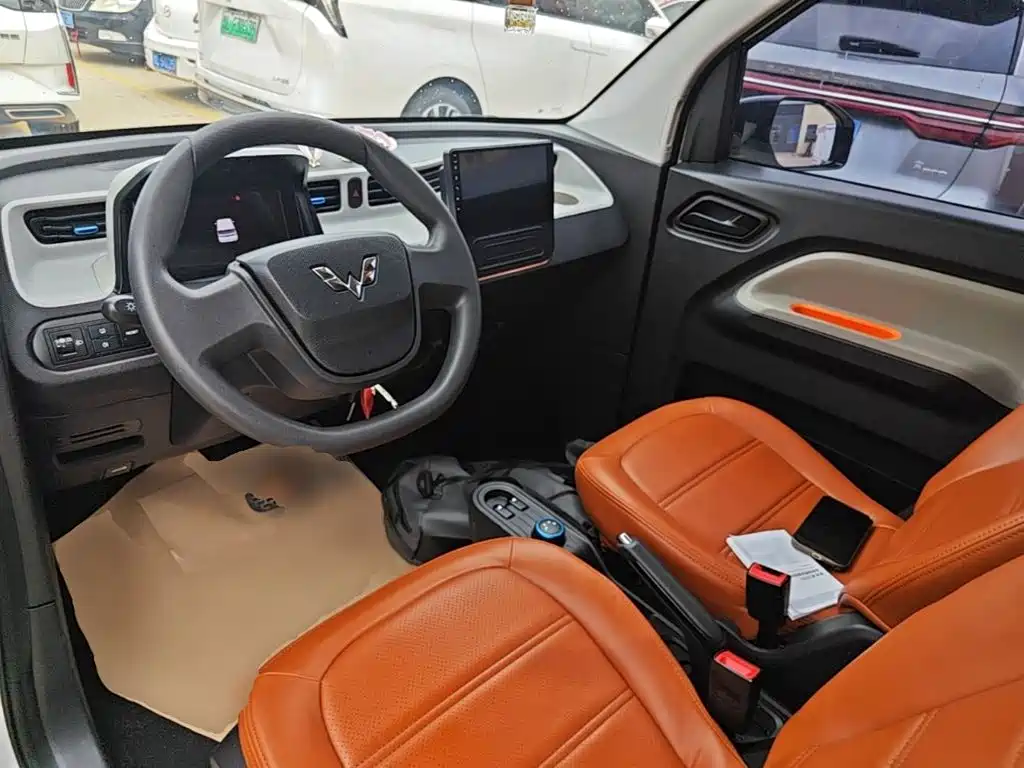 Wuling MINIEV — миниатюра 10