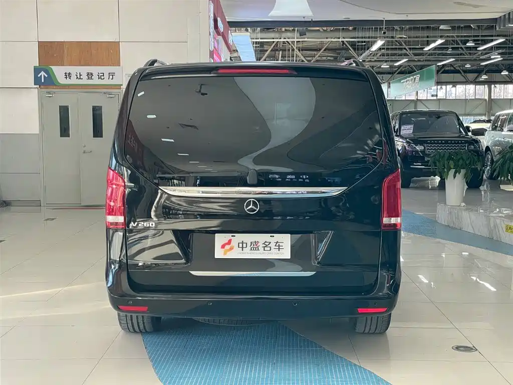 MERCEDES-BENZ V CLASS