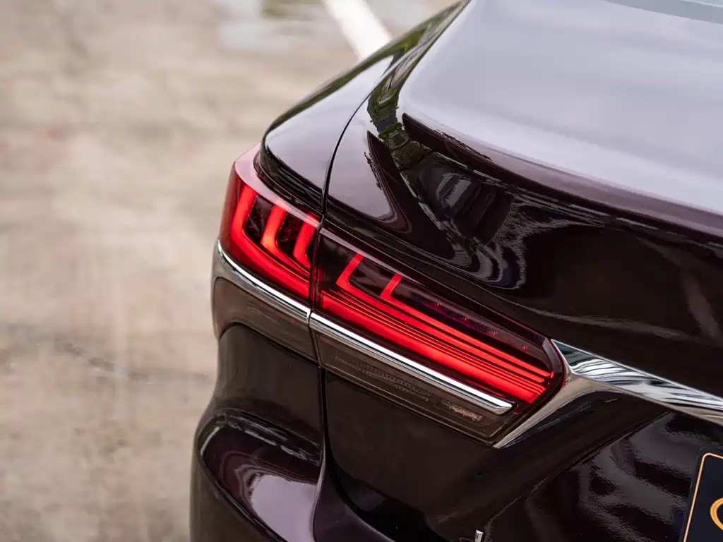 Lexus LS 2020 500h Luxury VI
