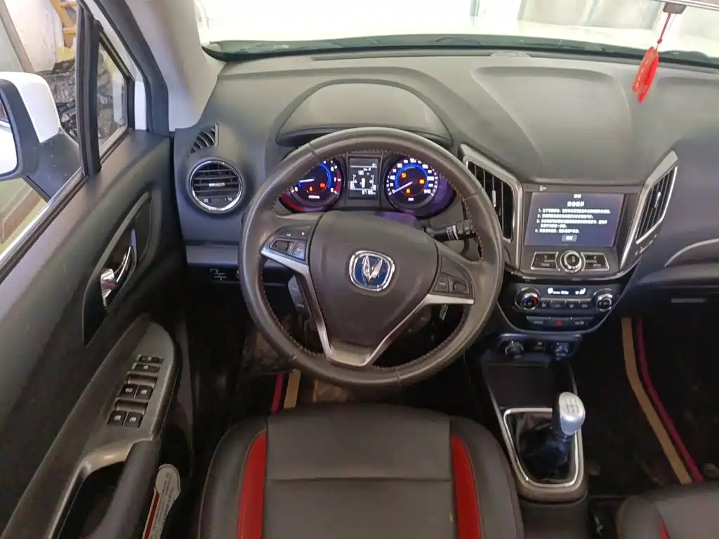 Changan CS15 — миниатюра 6